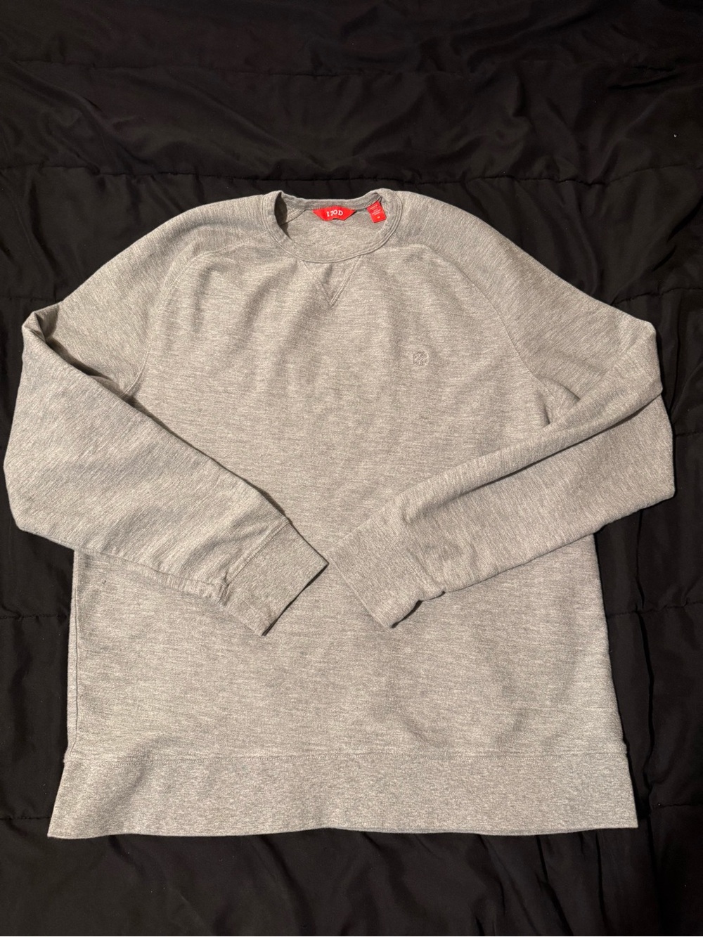 Izod Light Gray Crewneck Sweatshirt